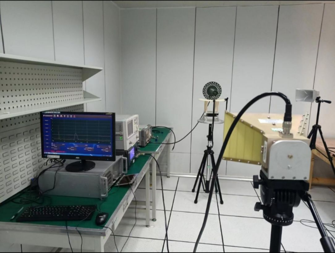 微波暗室通用测试系统